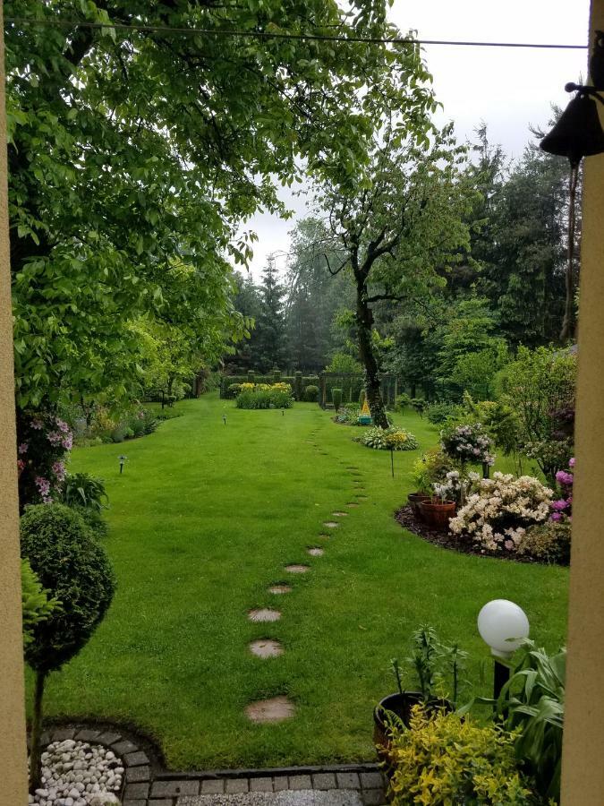 Kwiatowe Zacisze Villa Przeciszow Buitenkant foto