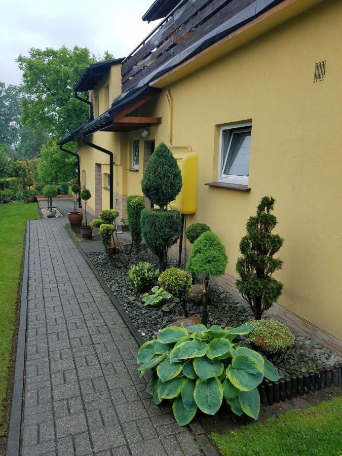 Kwiatowe Zacisze Villa Przeciszow Buitenkant foto