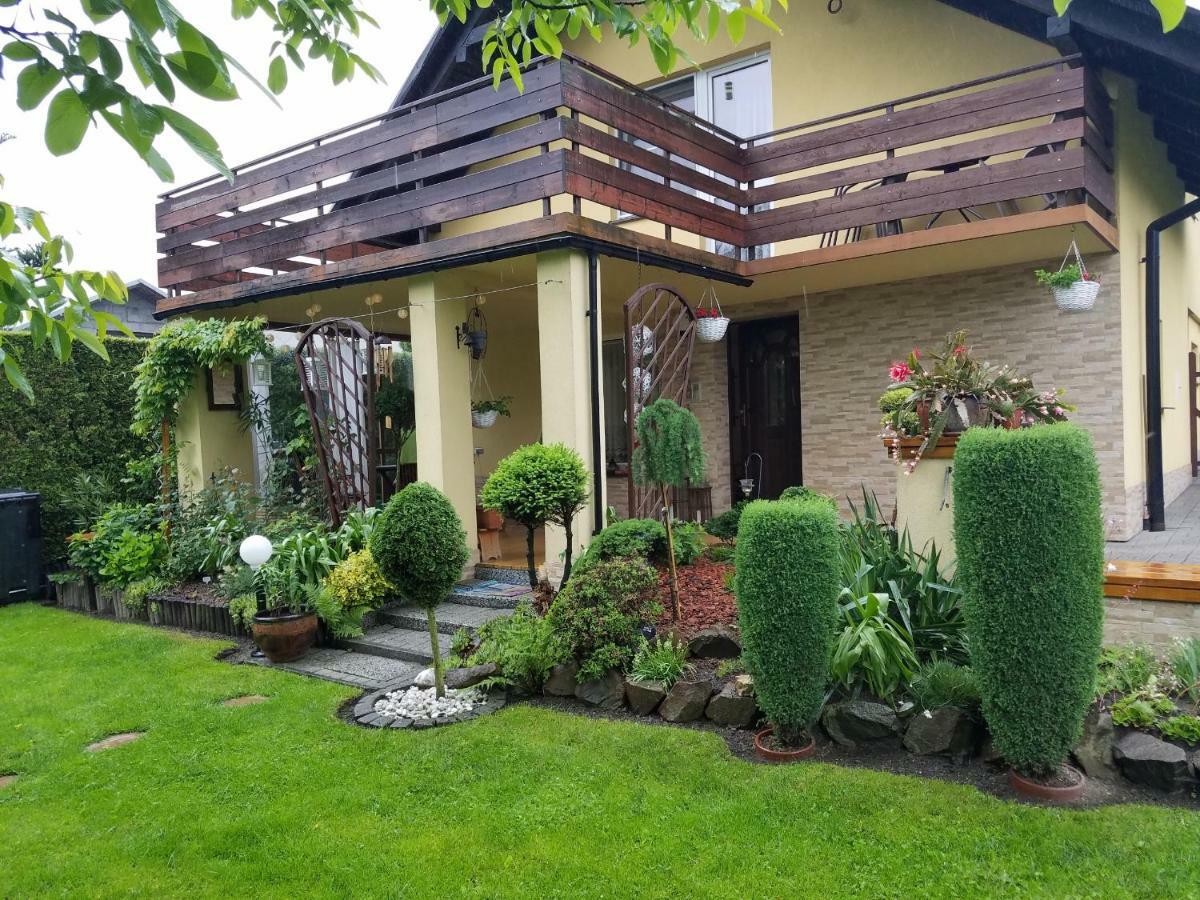 Kwiatowe Zacisze Villa Przeciszow Buitenkant foto