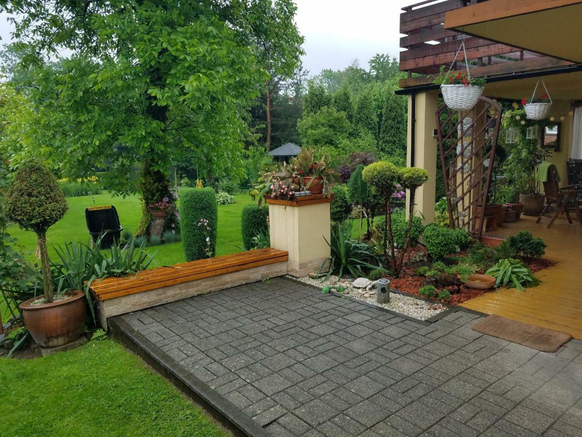 Kwiatowe Zacisze Villa Przeciszow Buitenkant foto